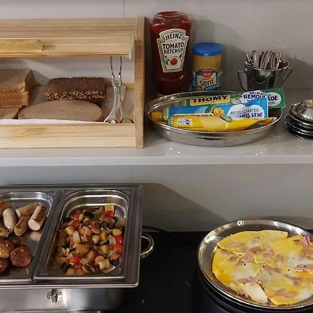 Hotel Mueller Koeln Ngoại thất bức ảnh