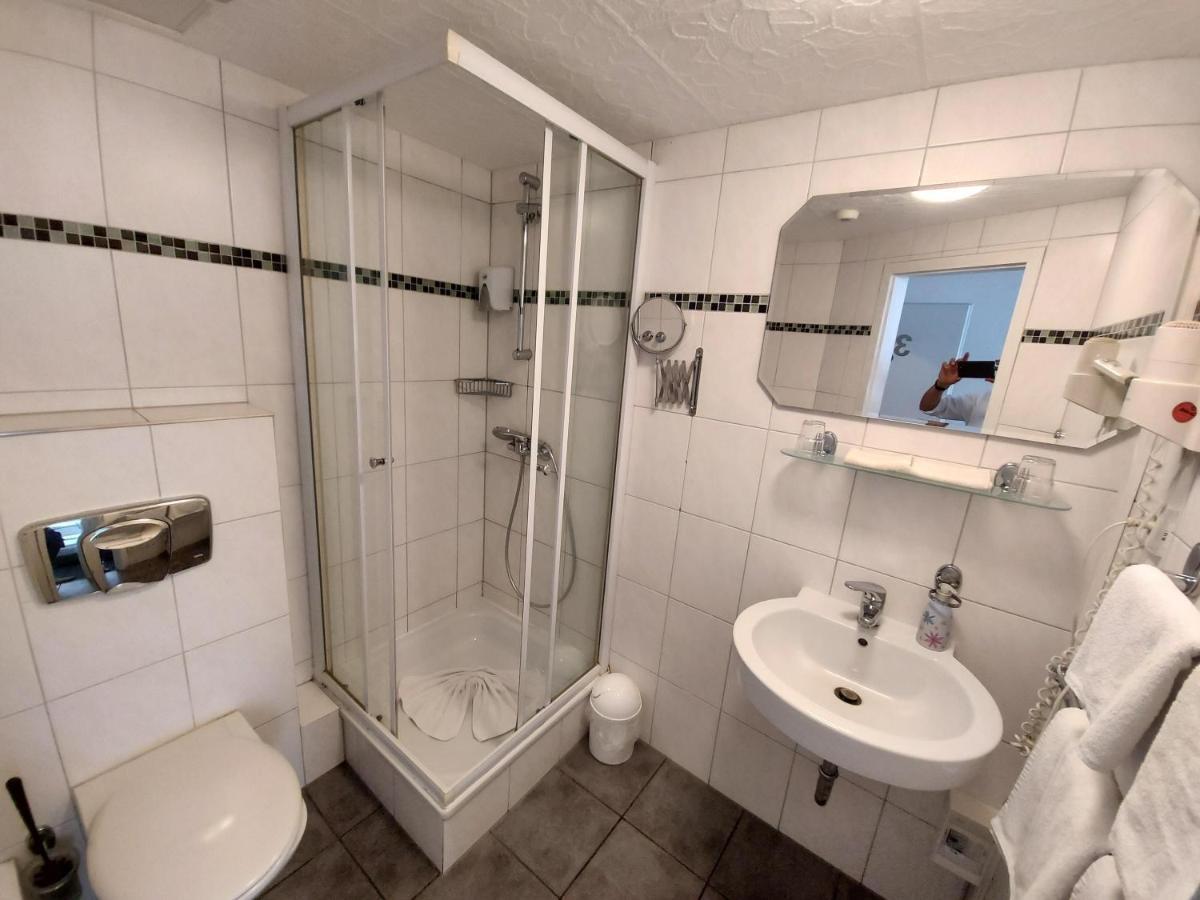 Hotel Mueller Koeln Ngoại thất bức ảnh