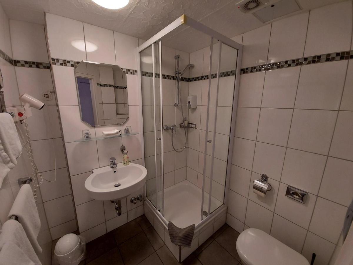 Hotel Mueller Koeln Ngoại thất bức ảnh