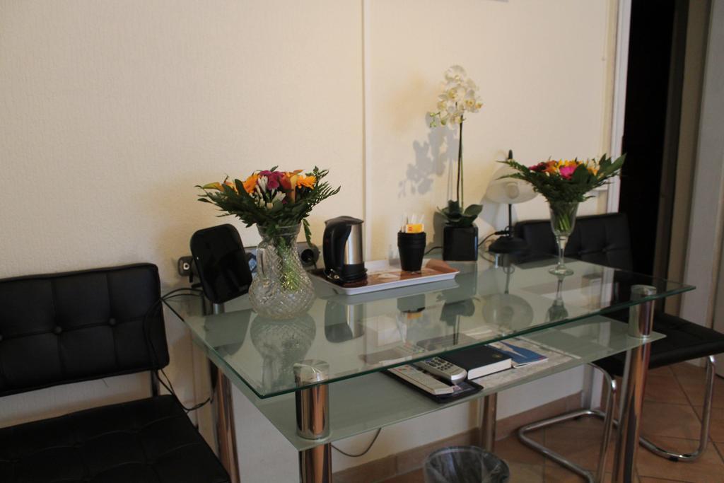 Hotel Mueller Koeln Ngoại thất bức ảnh